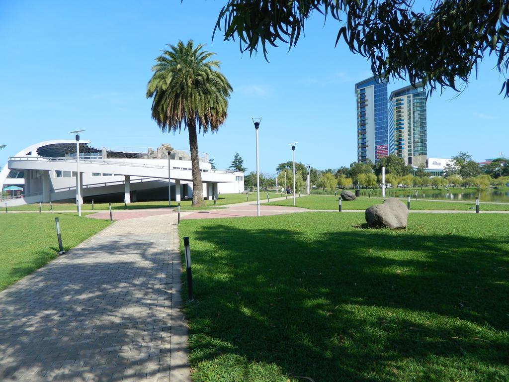 באטומי Chemi Saxli Apartment מראה חיצוני תמונה
