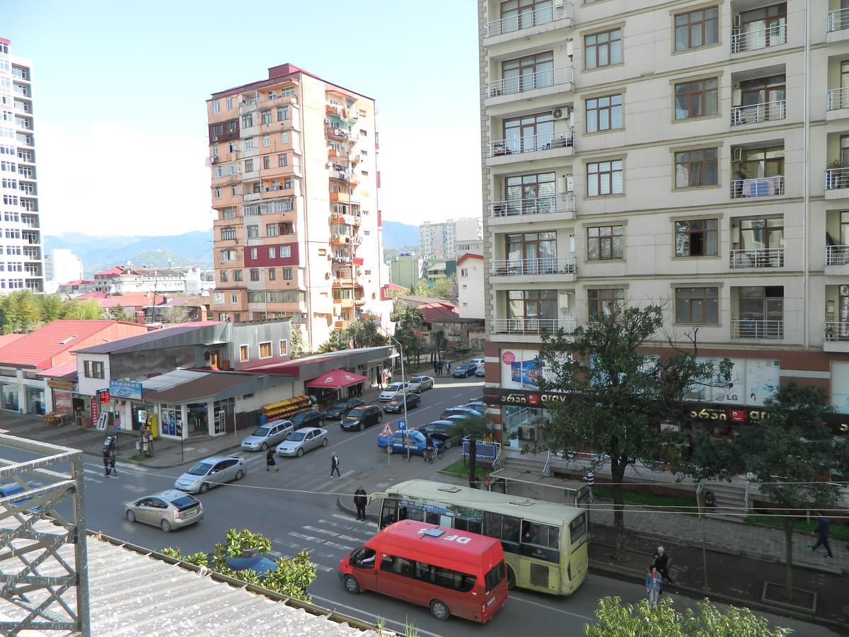באטומי Chemi Saxli Apartment מראה חיצוני תמונה