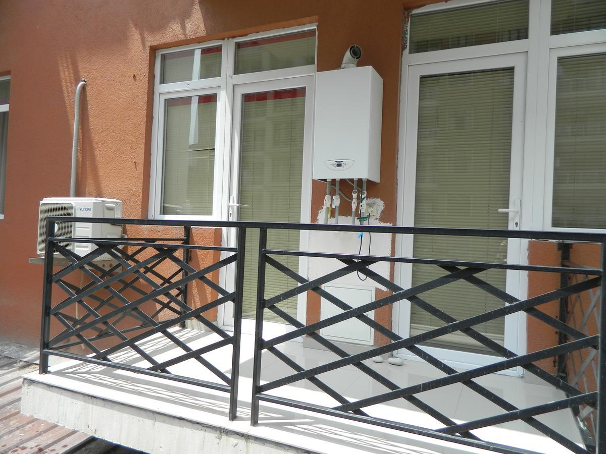 באטומי Chemi Saxli Apartment מראה חיצוני תמונה