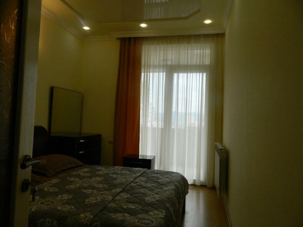 באטומי Chemi Saxli Apartment מראה חיצוני תמונה